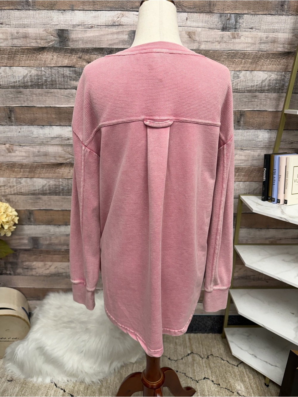 Jane + Delancey pink waffle knit Henley top with distressed details - Picture 4 of 5
